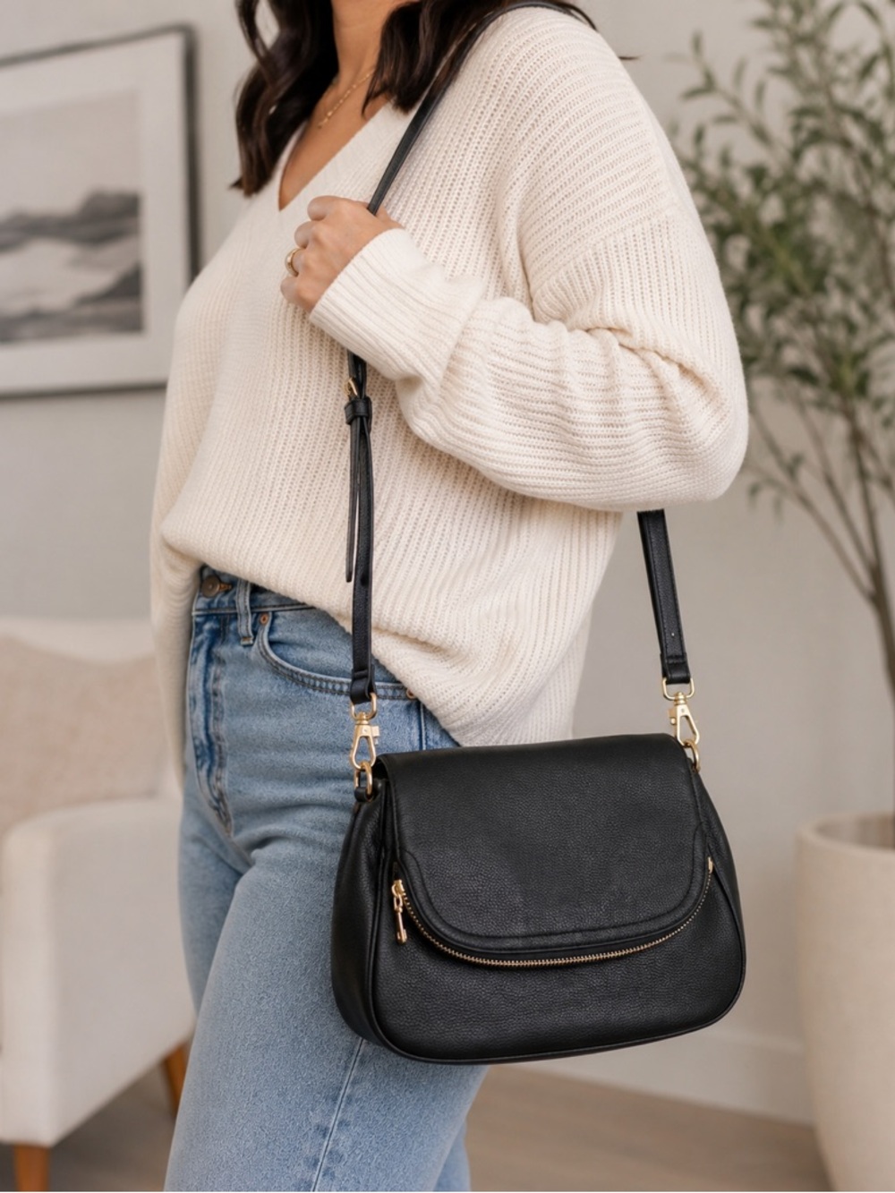 Tote Le Monde Venice Pebbled Leather Crossbody Bag Black Gold Hardware